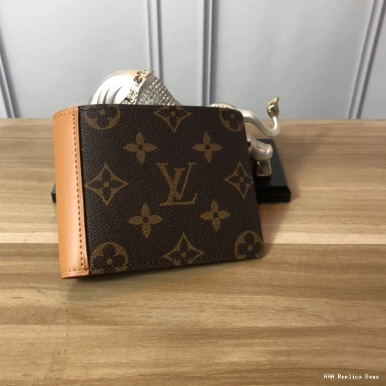 VUITTON LOUIS MULTIPLE WALLET 0722